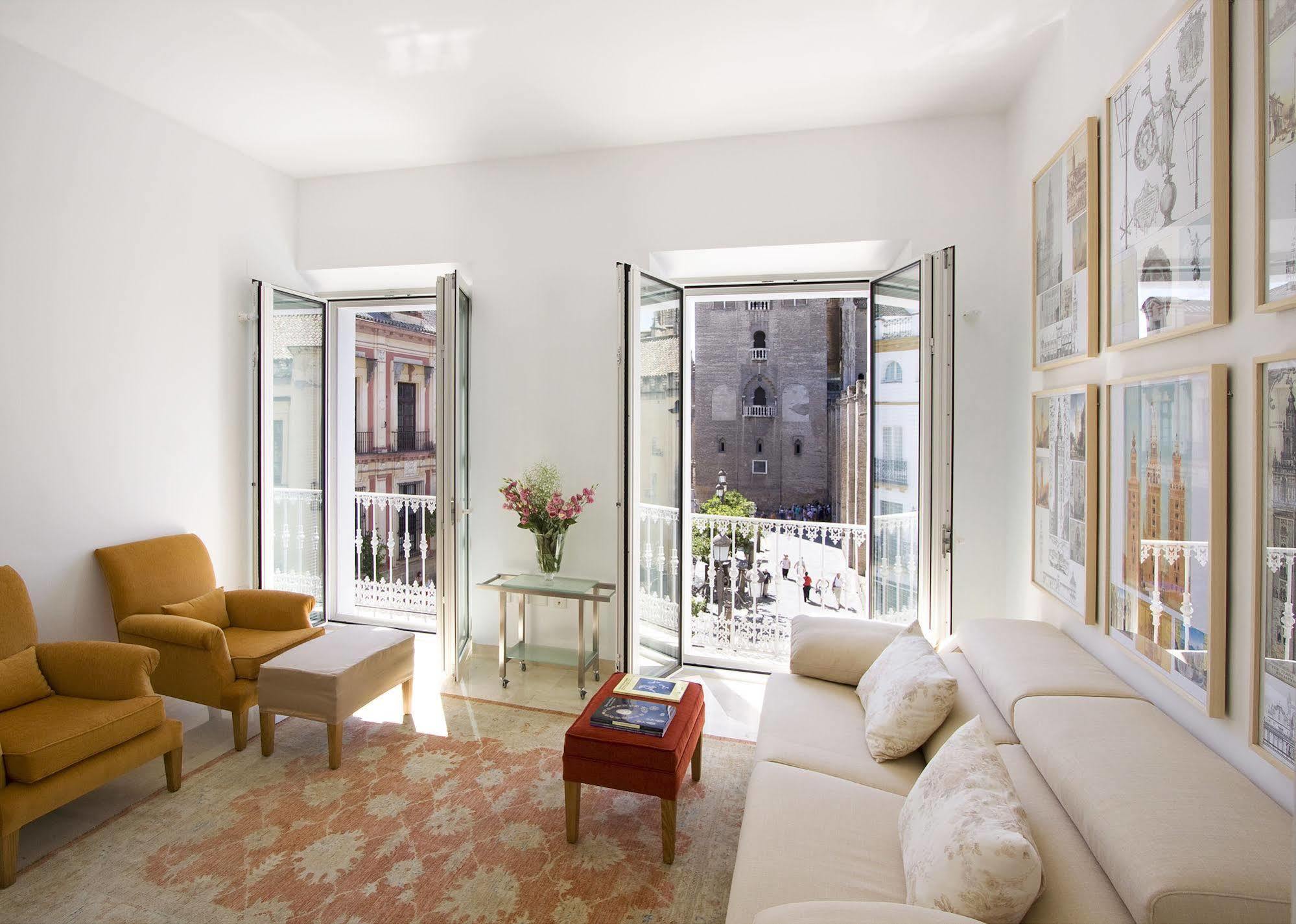 Apartamentos Alemanes Gradas Luxury Sevilla Bagian luar foto