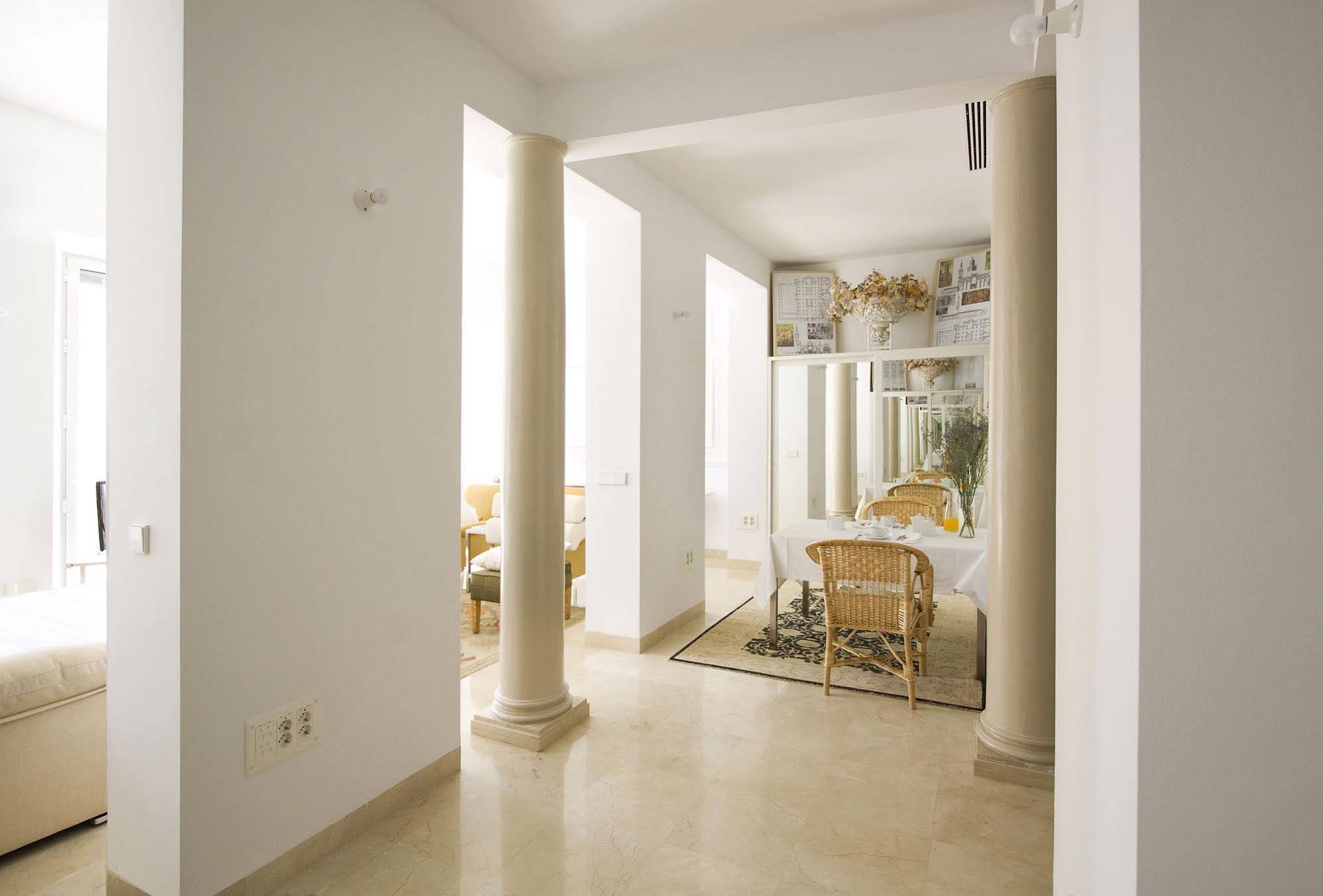 Apartamentos Alemanes Gradas Luxury Sevilla Bagian luar foto