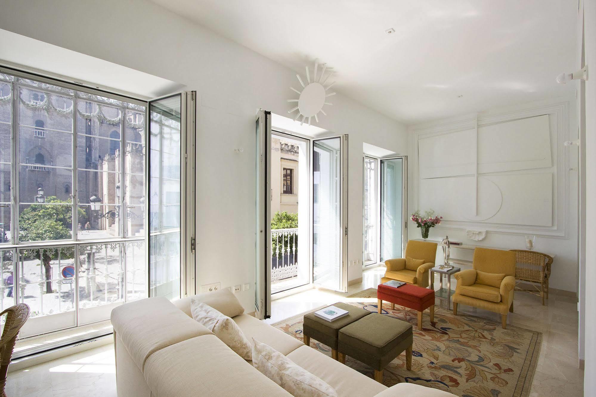 Apartamentos Alemanes Gradas Luxury Sevilla Bagian luar foto