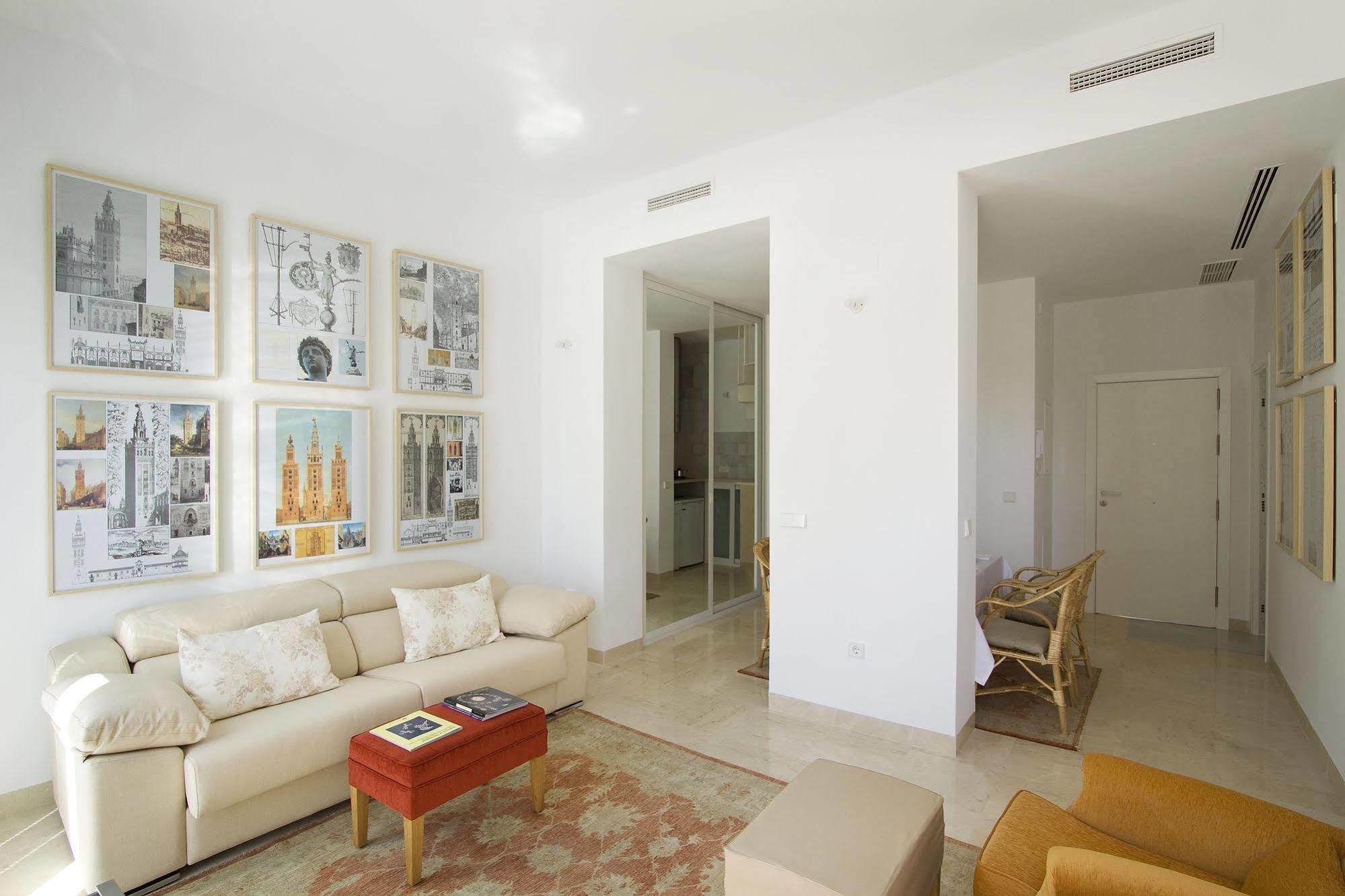 Apartamentos Alemanes Gradas Luxury Sevilla Bagian luar foto