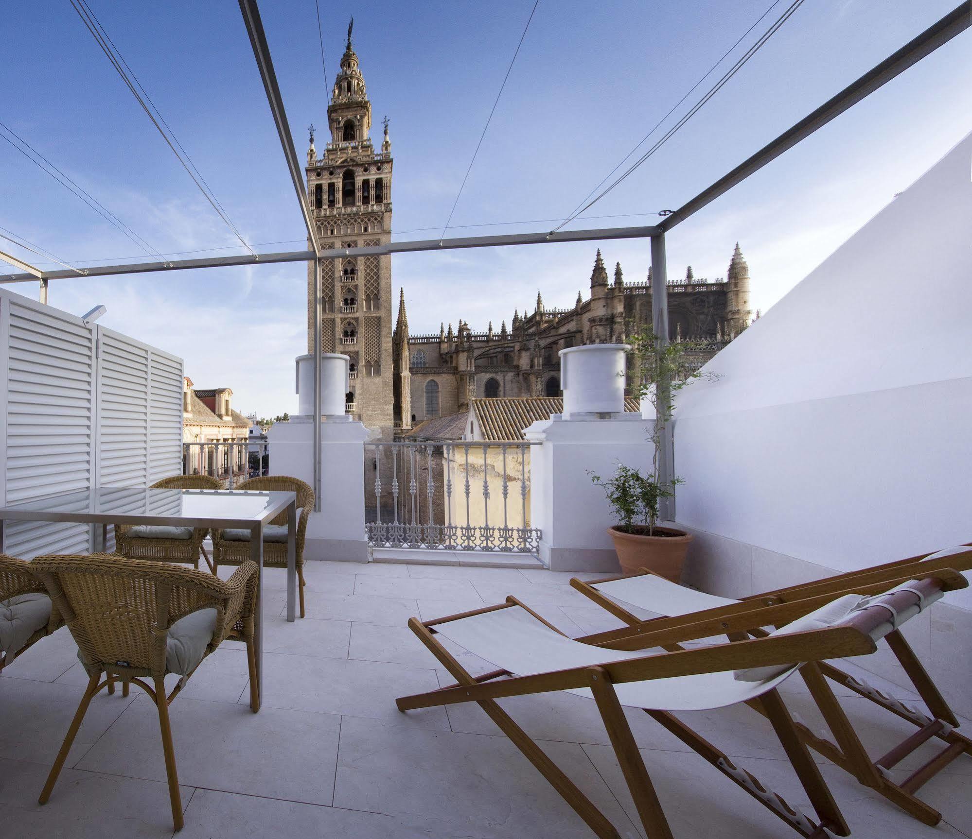 Apartamentos Alemanes Gradas Luxury Sevilla Bagian luar foto